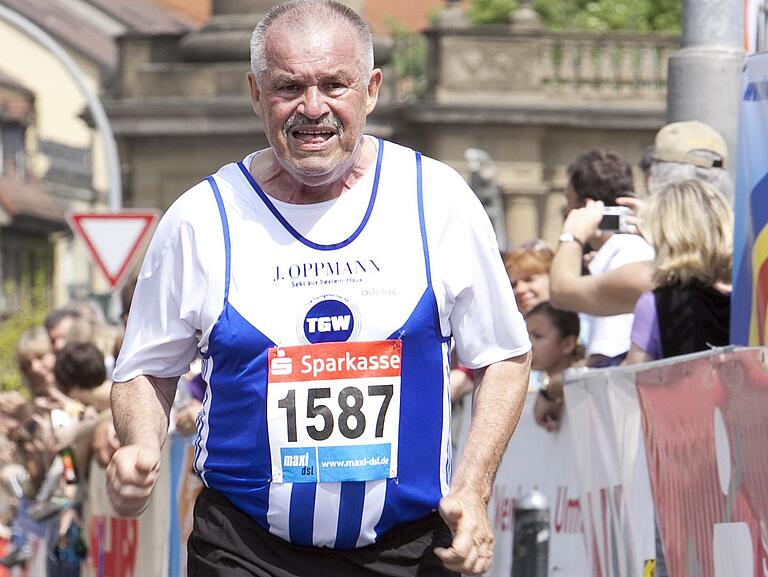 Noch topfit: Otto Knarr beim Residenzlauf. Dennoch gehören Wettkämpfe eher der Vergangenheit an.