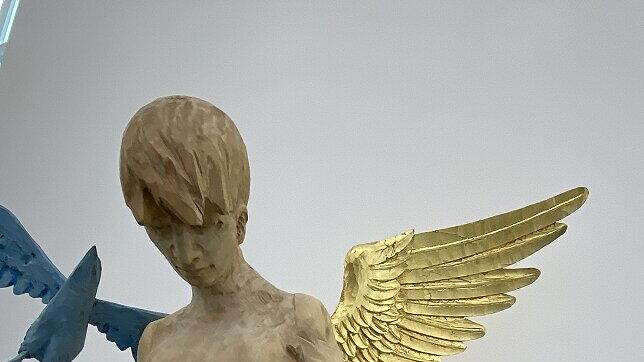 Bezeichnend: „Spread your wings“ Bezeichnend: „Spread your wings“