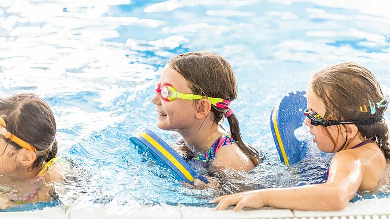 Spaß und Abwechslung verspricht in den Ferien ein Schwimmbadbesuch. Das Foto entstand in der Frankentherme in Bad Königshofen.