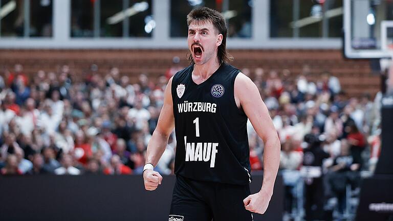 Zac Seljaas und die Basketball Champions League scheinen ein gutes Match zu sein. Der US-Amerikaner führte die Würzburg Baskets am Mittwoch zum dritten Sieg. Zac Seljaas und die Basketball Champions League scheinen ein gutes Match zu sein. Der US-Amerikaner führte die Würzburg Baskets am Mittwoch zum dritten Sieg.