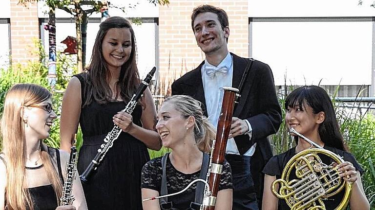 Spielt für die Senioren: das Bläserquintett „Cinque Venti“. Spielt für die Senioren: das Bläserquintett „Cinque Venti“.