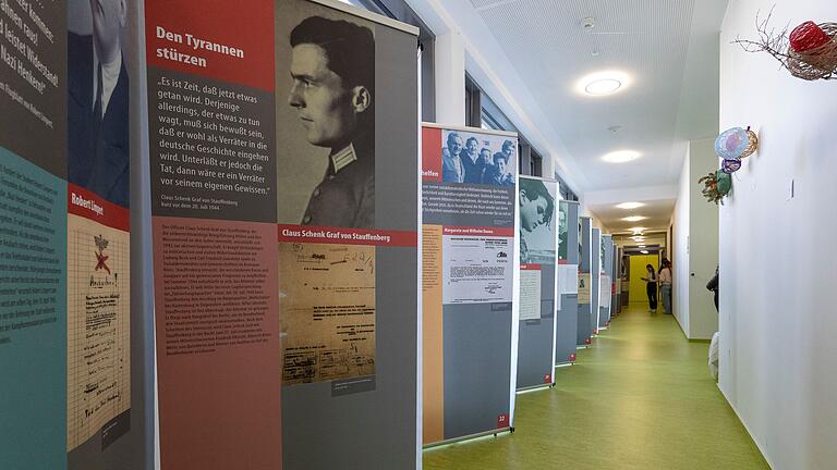 Noch bis Ende März kann im FLG werktags die Ausstellung 'Was konnten sie tun? Widerstand im Nationalsozialismus 1939-1945', besucht werden. Noch bis Ende März kann im FLG werktags die Ausstellung 'Was konnten sie tun? Widerstand im Nationalsozialismus 1939-1945', besucht werden.
