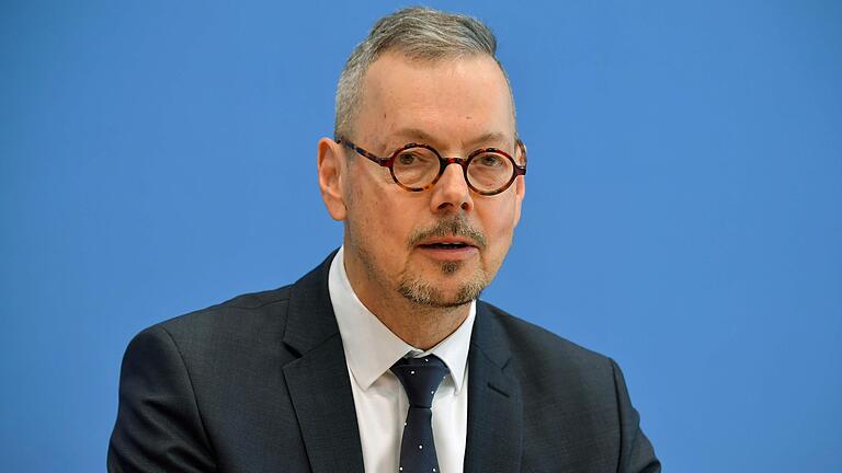 Der Würzburger Volkswirtschaftsprofessor Peter Bofinger.&nbsp;