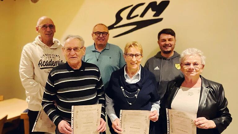 Langjährige Mitgliederinnen und Mitglieder des Sportclubs Mainsondheim (von links): Gerd Kapp (50 Jahre), Gerhard Sieber (65 Jahre), Horst Hofmann (40 Jahre), Karin Rottler ( 40 Jahre), Patrick Mrugalla (Vorsitzender) und Barbara Högner (50 Jahre).