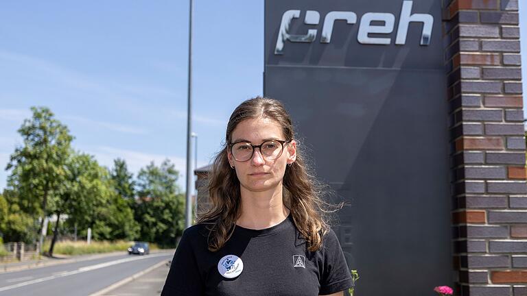 Elena Dittrich ist Betriebsrätin und weiß, wie es der Belegschaft geht. Elena Dittrich ist Betriebsrätin und weiß, wie es der Belegschaft geht.