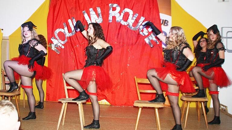 'Burlesque' ein Hauch von Moulin Rouge beim Bühler Fasching 'Burlesque' ein Hauch von Moulin Rouge beim Bühler Fasching