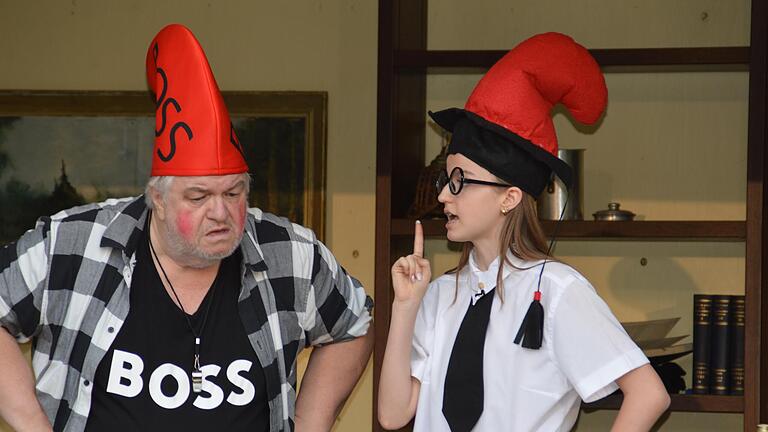 Szene aus dem Theaterstück - Szene aus dem Theaterstück Szene aus dem Theaterstück - Szene aus dem Theaterstück