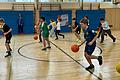 Kinder der 4. Klassen der Friedrich-Fleischmann-Grundschule nahmen unter der Leitung von Fred Reinhart am der Basketball-Grundschulwoche teil.