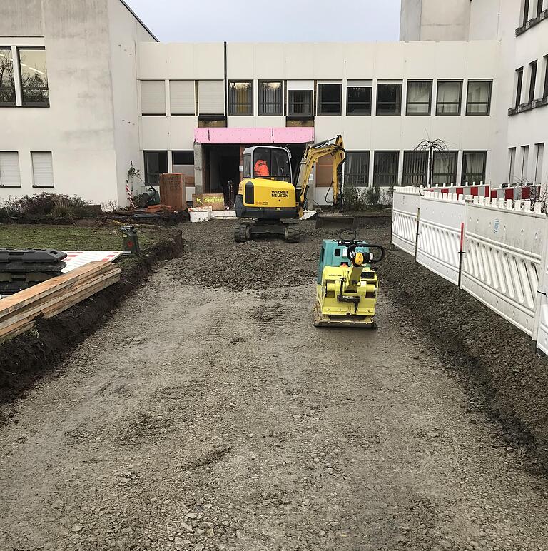 In den vergangenen Wochen war das Amtsgericht in Kitzingen eine einzige große Baustelle. In den vergangenen Wochen war das Amtsgericht in Kitzingen eine einzige große Baustelle.