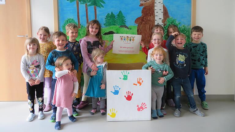 Das Kinderland Bastheim spendet Lebensmittel an die Caritas – für Menschen, die es nicht so gut haben.