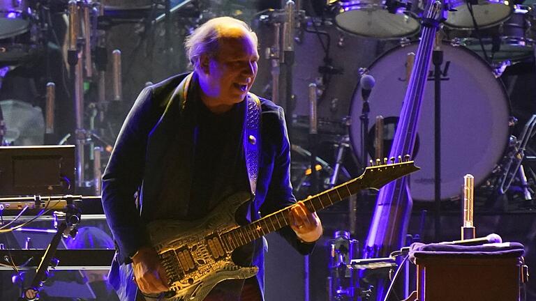 Hans Zimmer geht wieder auf Tour       -  Mittlerweile verbringt der Filmkomponist mehr Zeit auf der Bühne als im Studio.