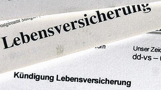 Hintertür: Der Bundesgerichtshof hat die Rechte der Kunden von Lebensversicherungen gestärkt.