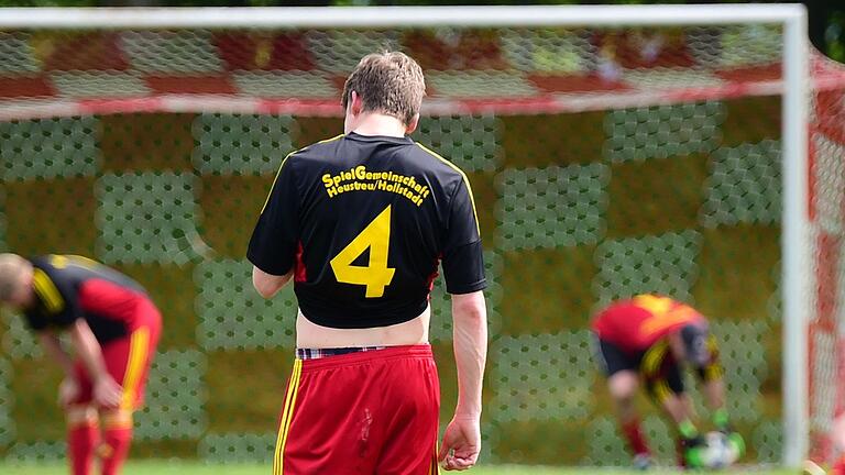 Die Zahl der Spielgemeinschaften ist in den vergangenen Jahren kontinuierlich angewachsen. im Fußball-Kreis Rhön stellen mehr als die Hälfte der Vereine bereits keine eigenständige Mannschaft mehr.