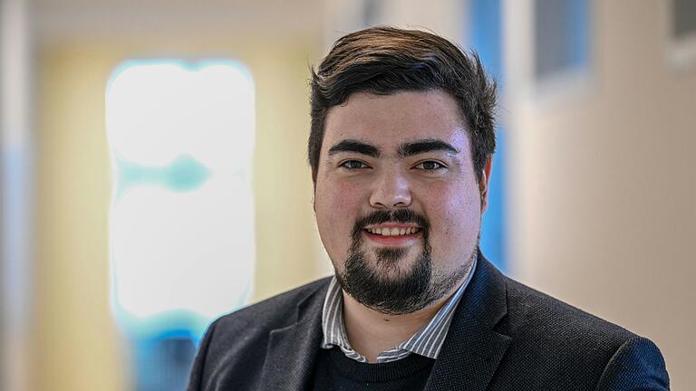 Niklas Wagener zieht über die Landesliste seiner Partei in den Bundestag ein. Niklas Wagener zieht über die Landesliste seiner Partei in den Bundestag ein.