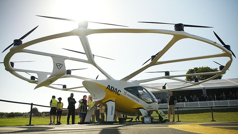 Volocopter fliegt in Frankreich während Olympischer Spiele       -  Die ADAC-Luftrettung sieht in den Flugtaxis die Zukunft des Rettungswesens.