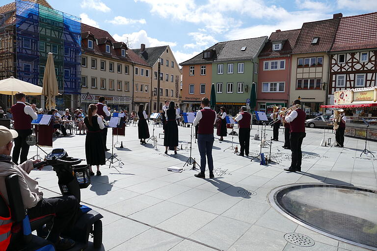 Auch in Mellrichstadt erfreuen sich die Konzerte einer großen Beliebtheit - hier ein Bild der Eußenhäuser Musikanten zum letztjährigen Sommerauftakt.