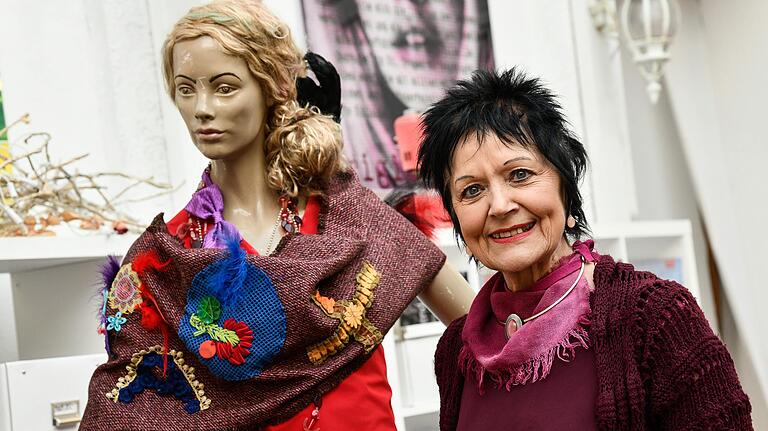 Nachhaltige Mode in der Region: Die Designerin Mara Michel aus Würzburg möchte die junge Modeszene in Unterfranken besser vernetzen.