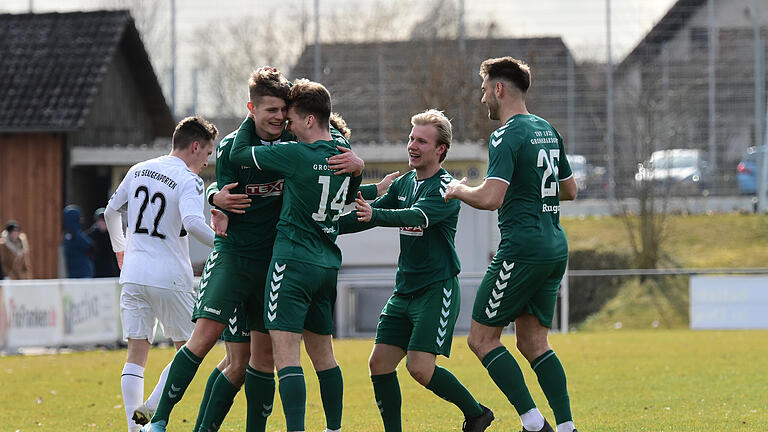 Der erste Sieg nach der Winterpause: Der TSV Großbardorf schlägt den SV Seligenporten 6:0.