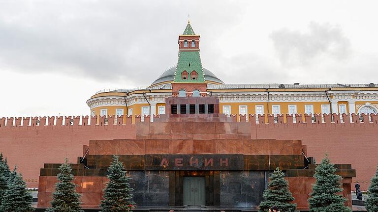Lenin-Mausoleum       -  Das Lenin-Mausoleum in Moskau bleibt bis 16. April wegen Erhaltungsarbeiten geschlossen.