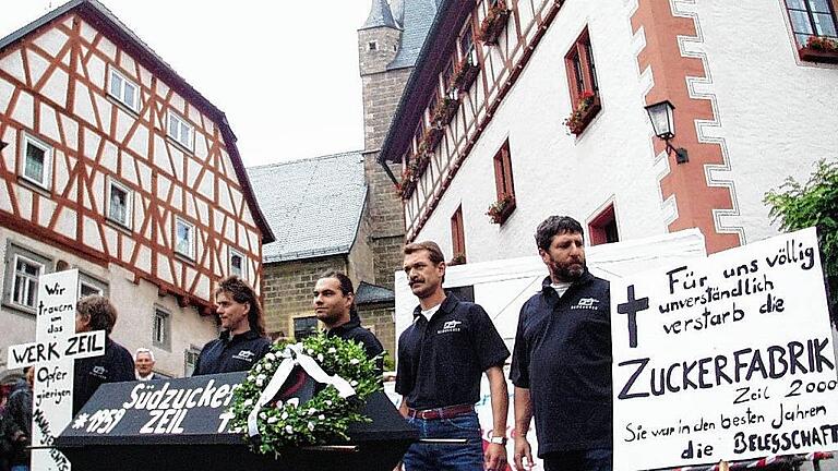 Trotz Demonstrationen endete die Zukunft der Zuckerproduktion schon Anfang Dezember 2001. Trotz Demonstrationen endete die Zukunft der Zuckerproduktion schon Anfang Dezember 2001.