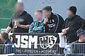 Wieder gesichtet: Die Neonazi-Gruppe 'JSM' (hier bei einem Spiel in Bayreuth) stand in Burghausen im Schweinfurter Fanblock.
