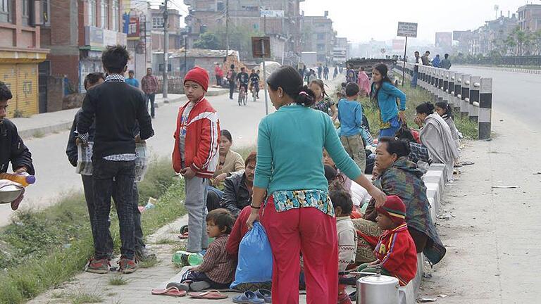 Nepal       -  Diese Fotos aus Nepal haben die Benkerts von einem Freund bekommen.