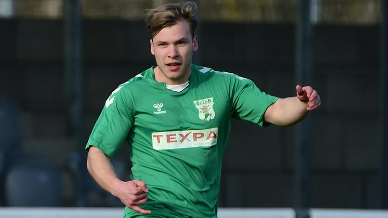 Er traf für den TSV Großbardorf im Spiel beim FC Geesdorf zur Führung: Jannik Binder (im Bild). Er traf für den TSV Großbardorf im Spiel beim FC Geesdorf zur Führung: Jannik Binder (im Bild).