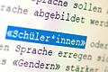 Gendergerechte Sprache.jpeg       -  Wird man so künftig nicht an Bayerns Schulen lesen: 'Schüler*innen' mit einem Gendernstern in der Wortmitte.