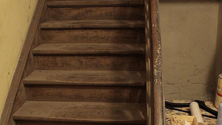 Sie soll erhalten bleiben: Die alte Holztreppe ist noch in einem guten Zustand. Sie soll erhalten bleiben: Die alte Holztreppe ist noch in einem guten Zustand.