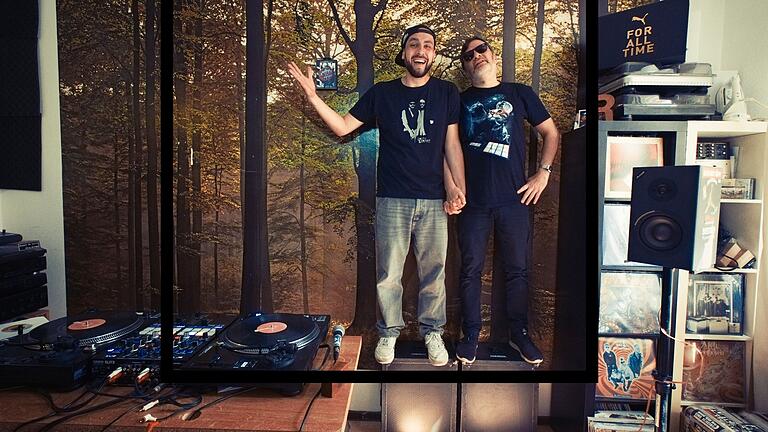 Das Berliner Hip-Hop-Duo 'Smith &amp; Smart'.