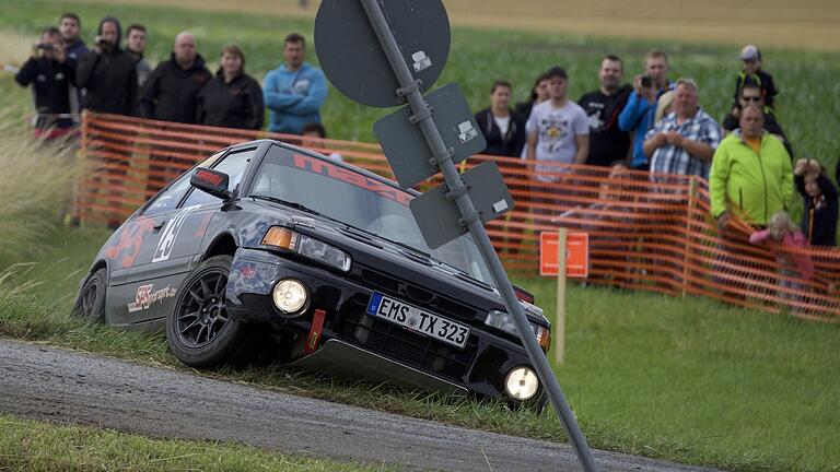 Spannende Fahrmanöver sind wie in jedem Jahr zu erwarten bei der Grabfeld-Rallye.