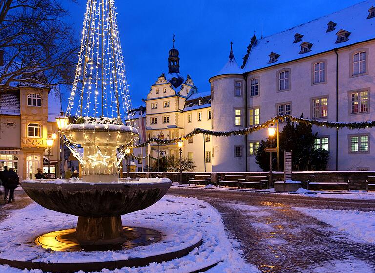 Das Residenzschloss in Bad Mergentheim können&nbsp; Kinder mit ihren Eltern am Samstagsabend mit der Taschenlampe erkunden.