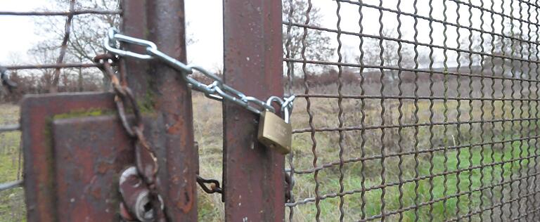 Das Grundstück des insolventen Reitvereins geht wieder über in städtischen Besitz.