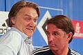 Trainingsauftakt Hamburger SV       -  Die Macher beim Bundesliga-Dino Hamburger SV: Coach Bruno Labbadia (rechts) und Vorstandsvorsitzender Dietmar Beiersdorfer.