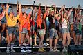 MPG Kammerchor 80er2       -  Farbenfroh: der MPG-Kammerchor bei seinem 80er-Jahre-Medley.