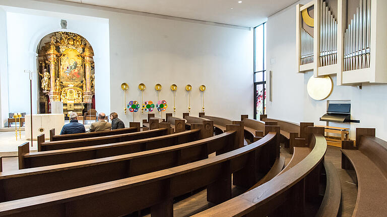 Blick in die Kirche von Waigolshausen.