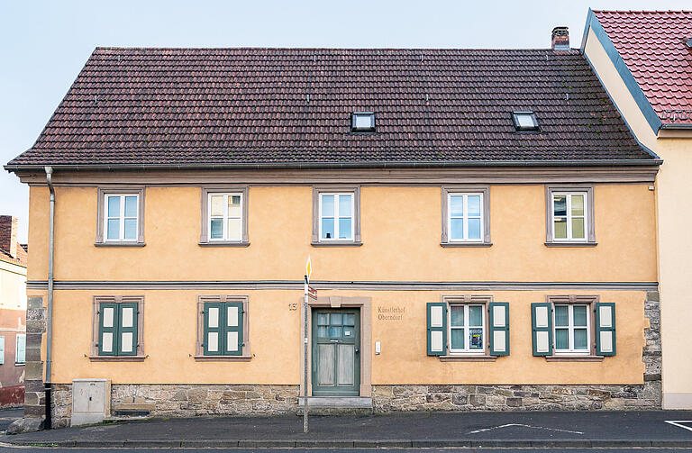 Als eindeutigen Pluspunkt ihres Stadtteils, sehen viele Oberndorfer den Künstlerhof. Es bräuchte aber mehr solcher Orte der Begegnung.