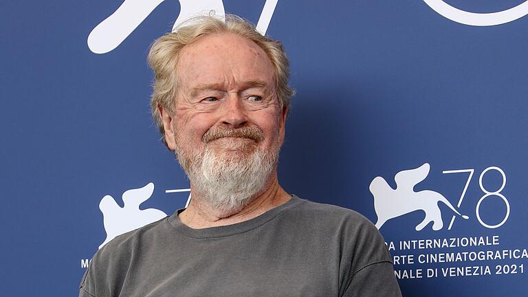 Ridley Scott       -  Regisseur Ridley Scott stimmt mit Trailer auf &bdquo;Gladiator 2&rdquo; ein. (Archivbild)