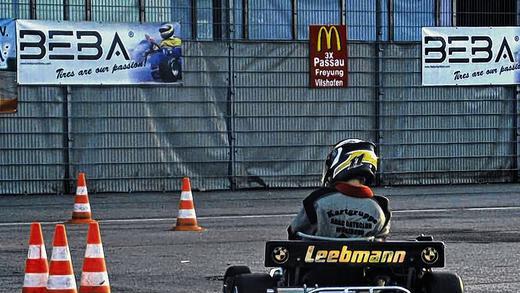 Freie Fahrt &ndash; derzeit nicht: Der Kartnachwuchs des ADAC-Ortsclubs Würzburg würde gerne auch im Training so wie hier bei einem Wettkampf aufs Gas treten, es fehlt aber an einem geeigneten Trainingsgelände.