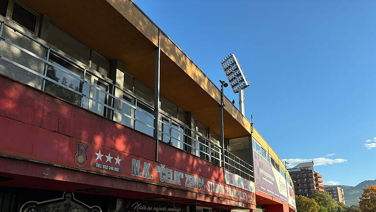 Vor Bosnien-Herzegowina - Deutschland       -  Die DFB-Auswahl erwartet im rustikalen Stadion von Zenica eine hitzige Atmosphäre.