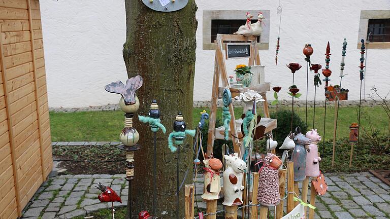 Der große Kunsthandwerker- und Bauernmarkt findet am 16. und 17. März im Kloster Wechterswinkel statt. Foto: Rudolf Weinert - Der große Kunsthandwerker- und Bauernmarkt findet am 16. und 17. März im Kloster Wechterswinkel statt. Foto: Rudolf Weinert Der große Kunsthandwerker- und Bauernmarkt findet am 16. und 17. März im Kloster Wechterswinkel statt. Foto: Rudolf Weinert - Der große Kunsthandwerker- und Bauernmarkt findet am 16. und 17. März im Kloster Wechterswinkel statt. Foto: Rudolf Weinert