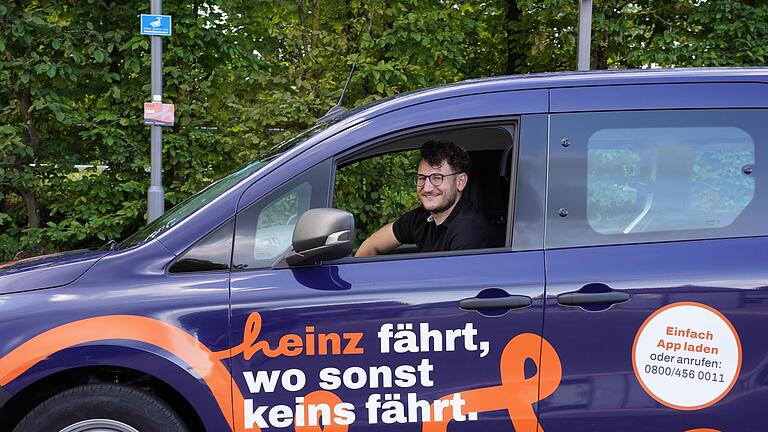 Im östlichen Landkreis Rhön-Grabfeld startete im September der Bedarfsverkehr 'Callheinz'. Er kommt schon gut bei den Menschen an.