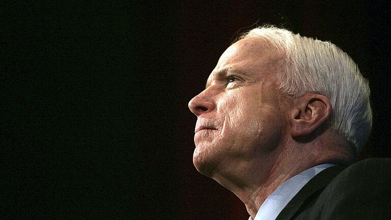 FILES-US-MCCAIN-OBITUARY       -  Der einflussreiche US-Politiker und Angehörige der Republikanischen Partei, John McCain, ist gestorben.