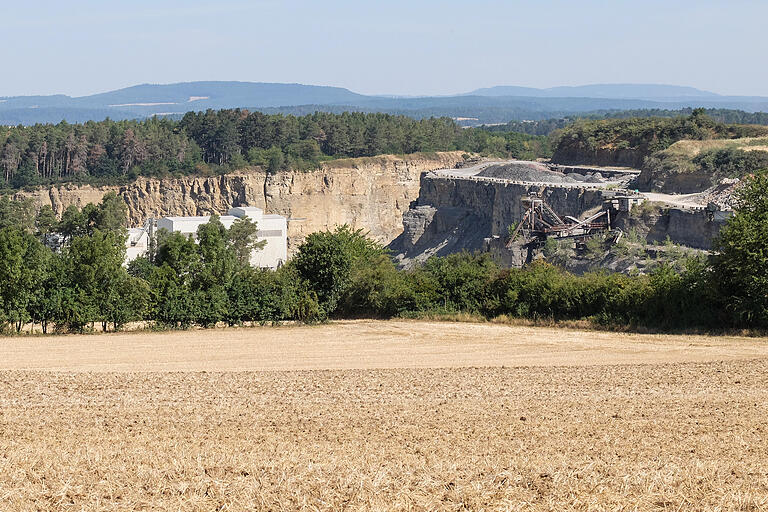 Wie am Grand Canyon sieht es bei den Schotterwerken Steinbach aus. Wie am Grand Canyon sieht es bei den Schotterwerken Steinbach aus.