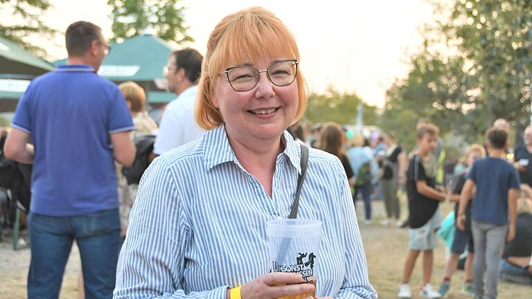 Für die 50-jährige Wiesenfelderin Ramona Müller ist das Umsonst & Draußen in Karlstadt jedes Jahr wieder ein Highlight. Für die 50-jährige Wiesenfelderin Ramona Müller ist das Umsonst & Draußen in Karlstadt jedes Jahr wieder ein Highlight.