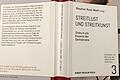 Ausschnitt des Covers: Das Buch 'Streitlust und Streitkunst', herausgegeben von Stephan Russ-Mohl, ist im Herbert von Halem Verlag erschienen.