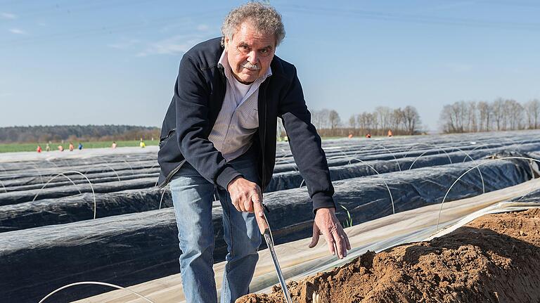 Georg Kuhn ist Senior-Chef des Hof Kuhn.