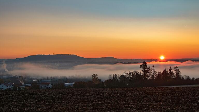 Der Schwanberg als 'Naherholungs-Hotspot', wie in dem Konzept aufgezeigt? Schon heute ächzt der Berg an manchen Tagen unter den Besucherströmen.