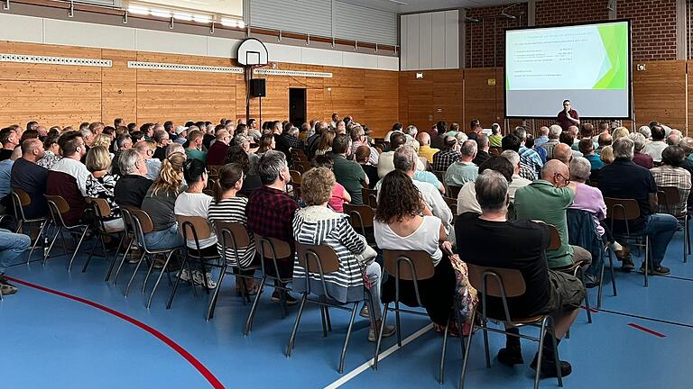 160 Genossen kamen zur Versammlung der Energiegenossenschaft Fuchsstadt.