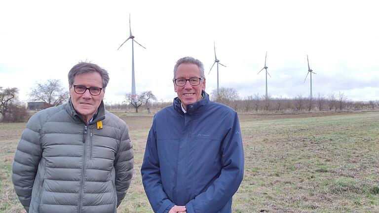 Karl-Heinz Werther (links) und Thomas Ahrens sind der geschäftsführende Vorstand der WiSo-Bürgerenergiegenossenschaft.